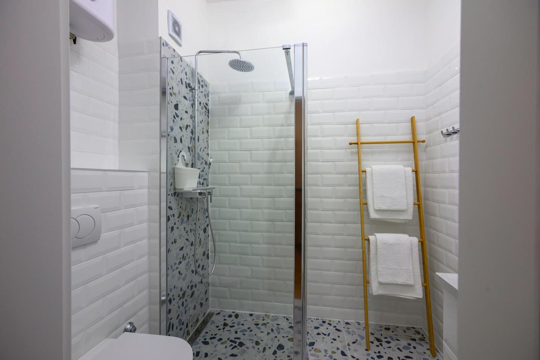 Vera Apartments With Sea View And Old Town View زادار المظهر الخارجي الصورة