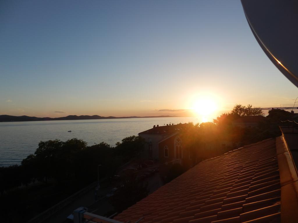 Vera Apartments With Sea View And Old Town View زادار الغرفة الصورة